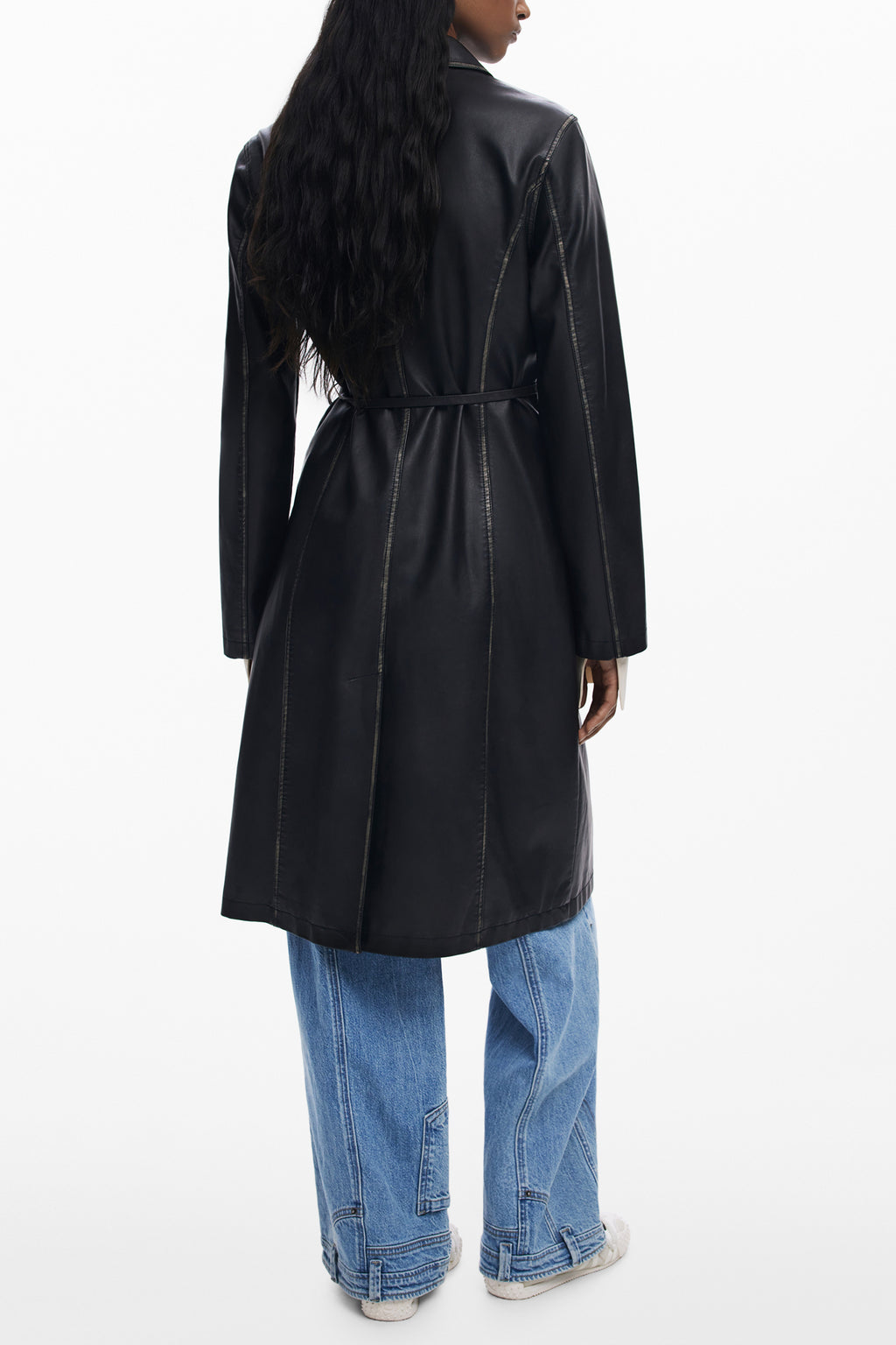 ABRIGO NEGRO DE MUJER DESIGUAL 