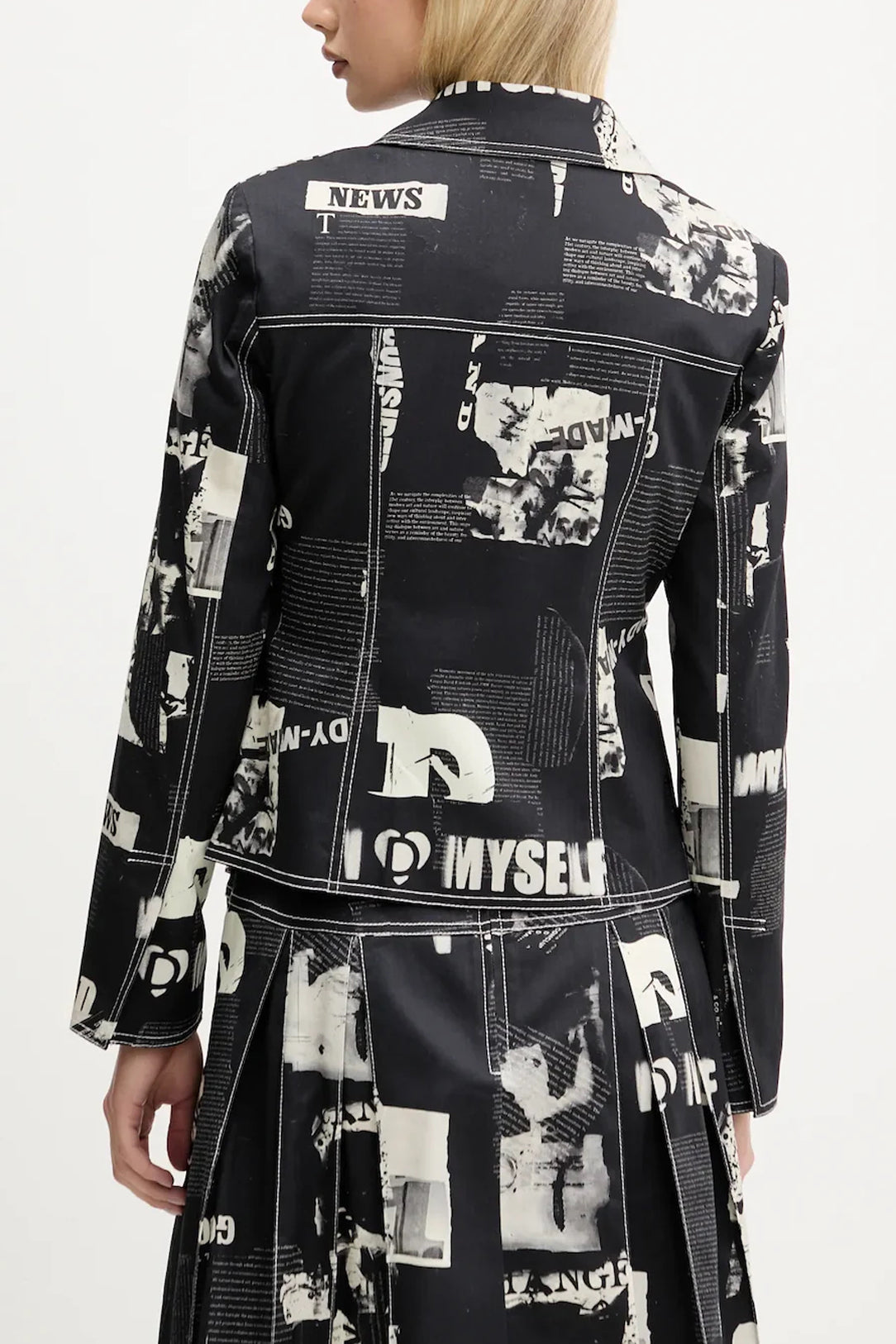 CHAQUETA DEPORTIVA NEGRA DE MUJER DESIGUAL 