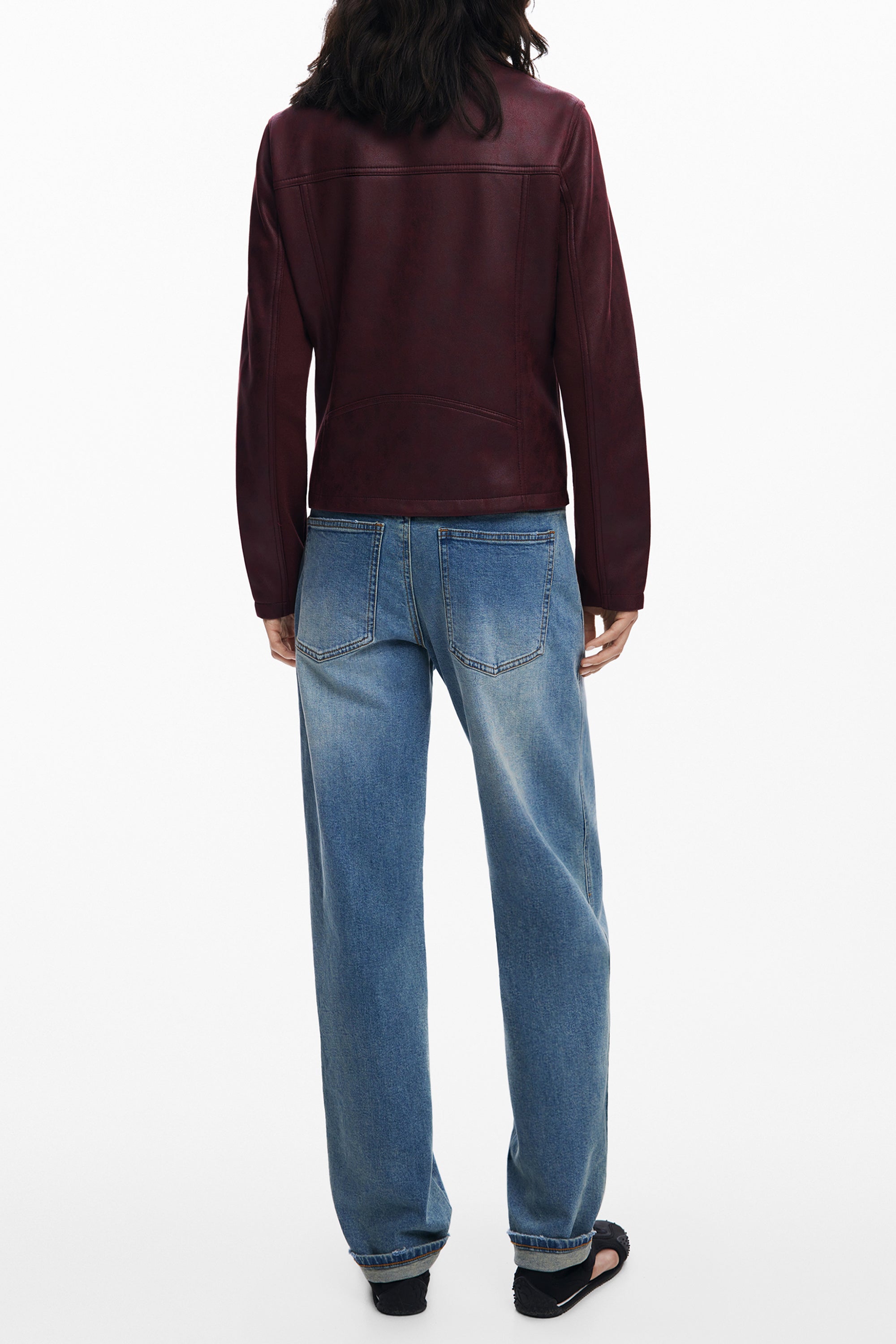 CHAQUETA ROJA DE MUJER DESIGUAL 