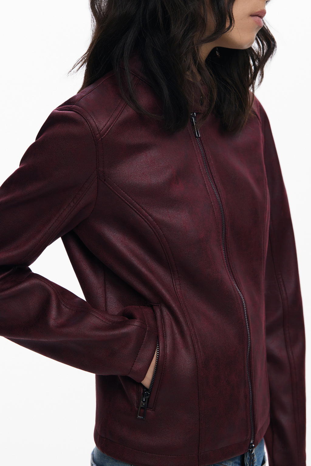 CHAQUETA ROJA DE MUJER DESIGUAL 