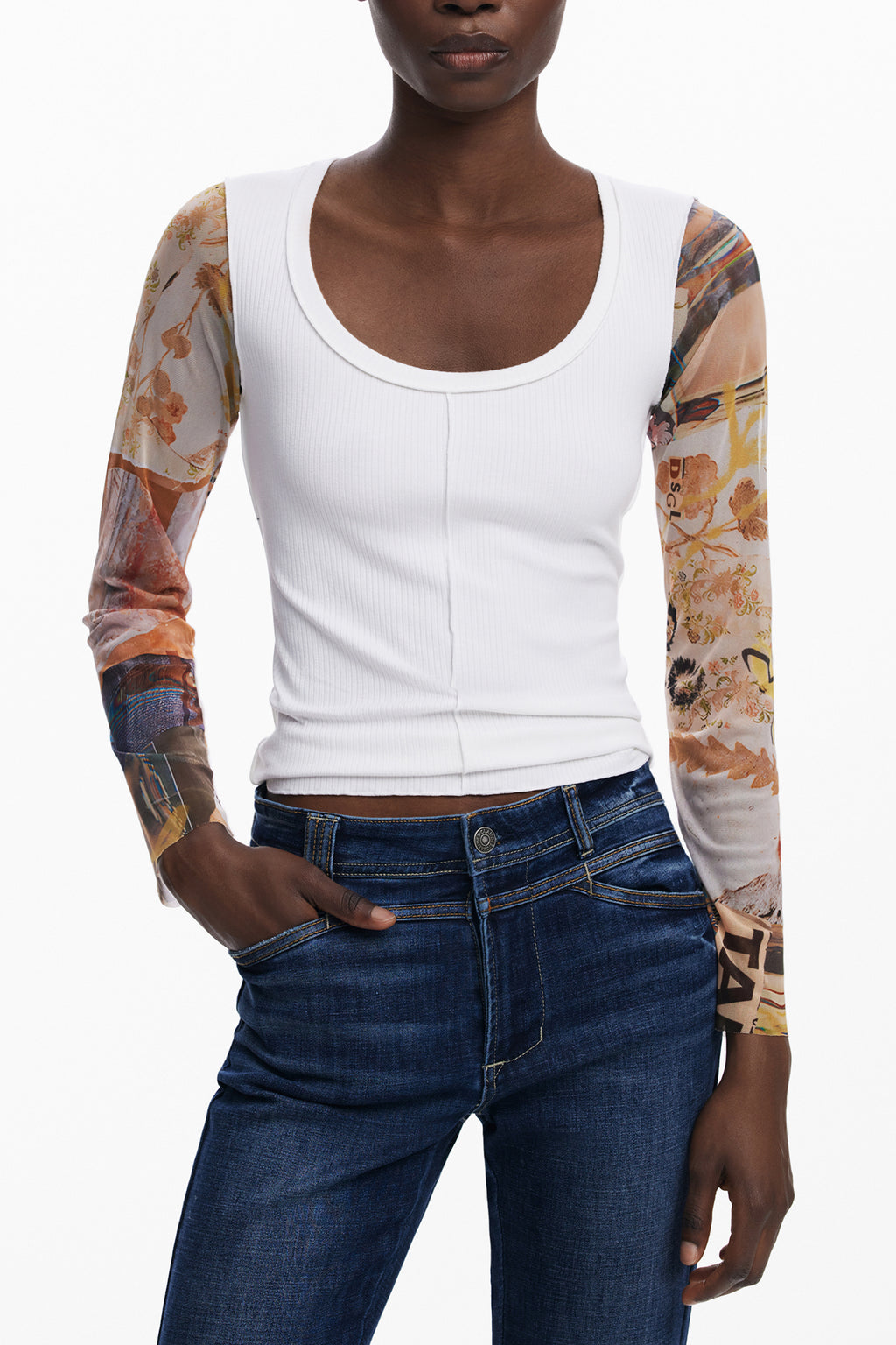 SUÉTER BLANCO DE MUJER DESIGUAL 