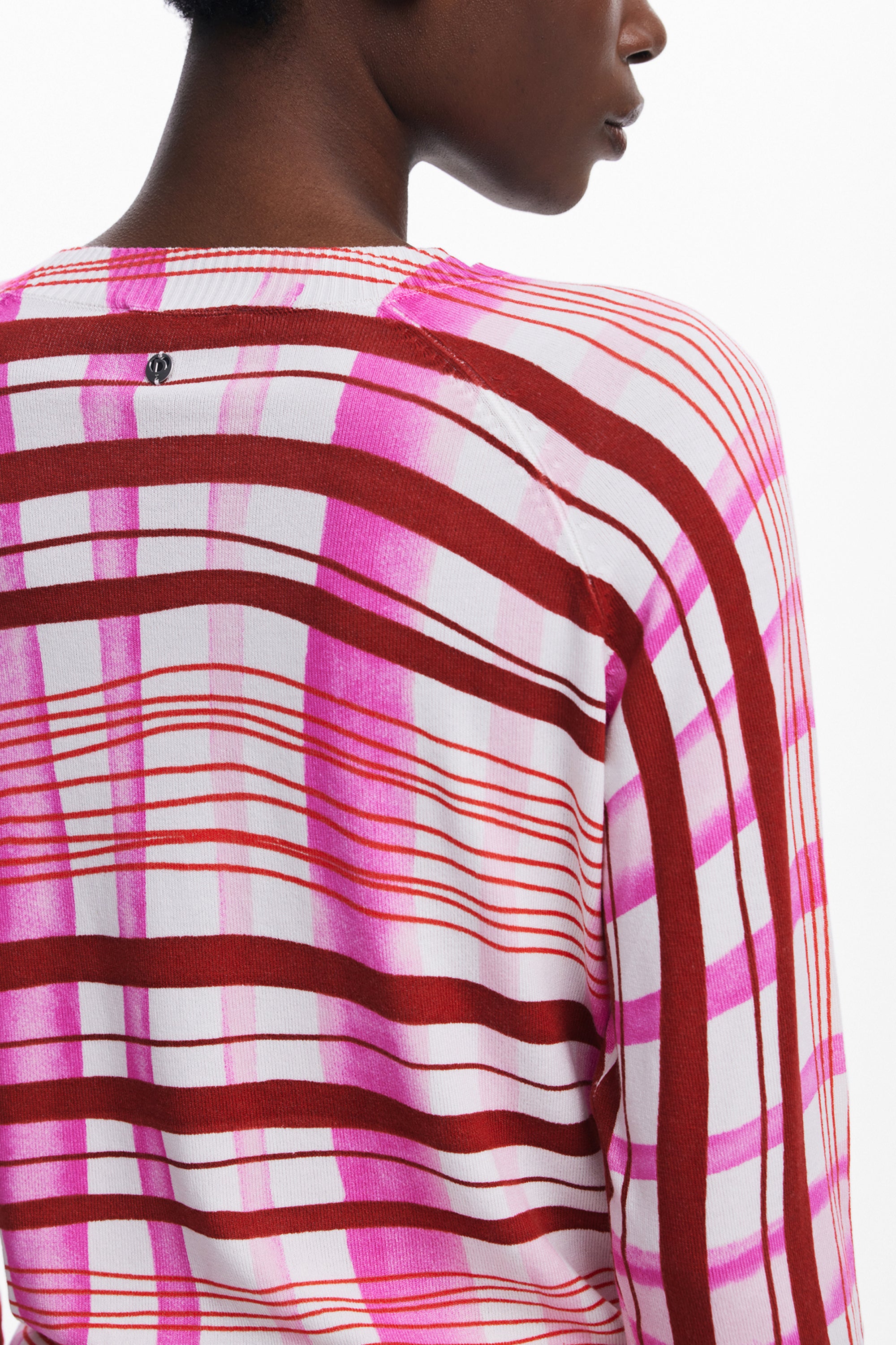 SUÉTER ROSA DE MUJER DESIGUAL 