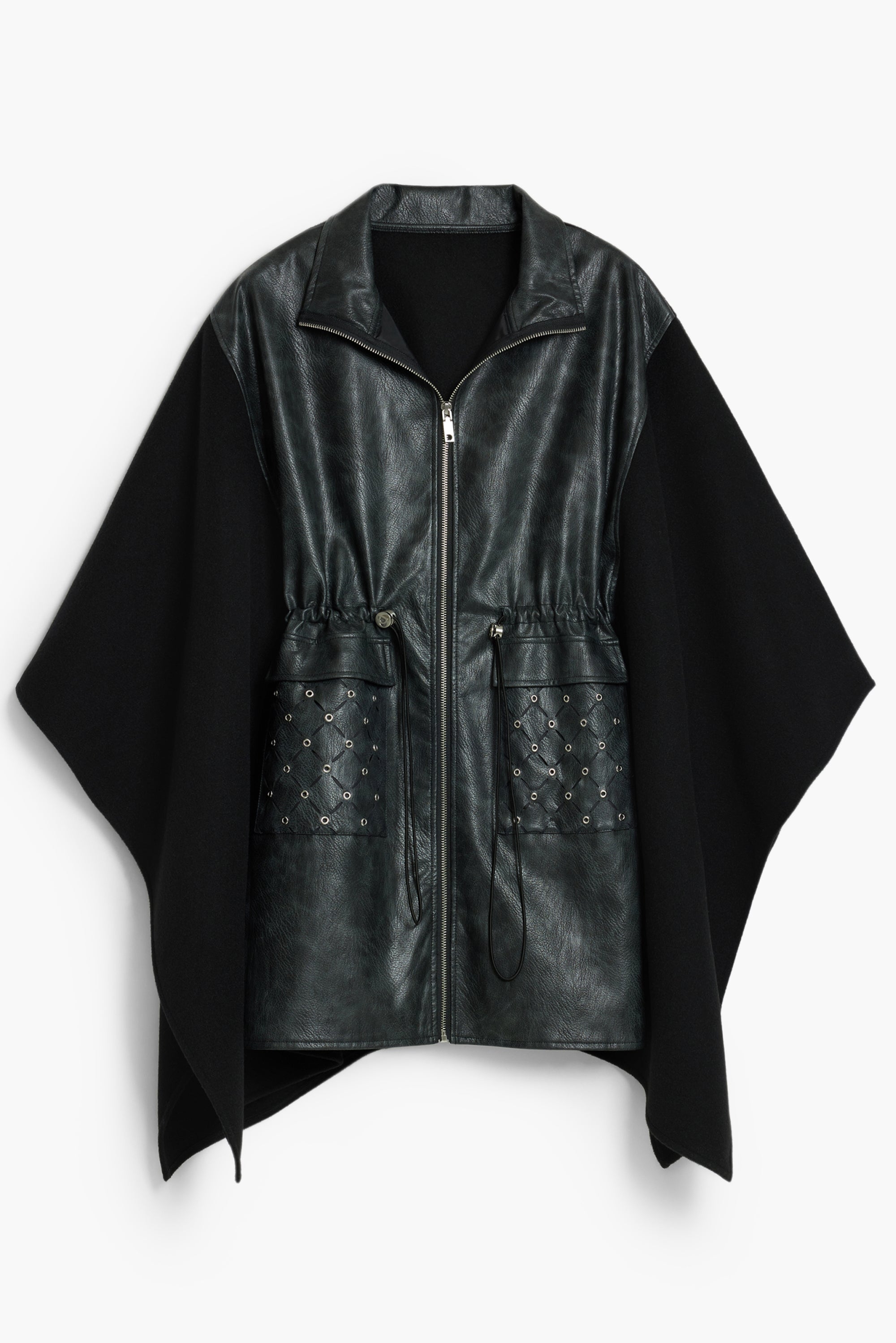 PONCHO NEGRO DE MUJER DESIGUAL 