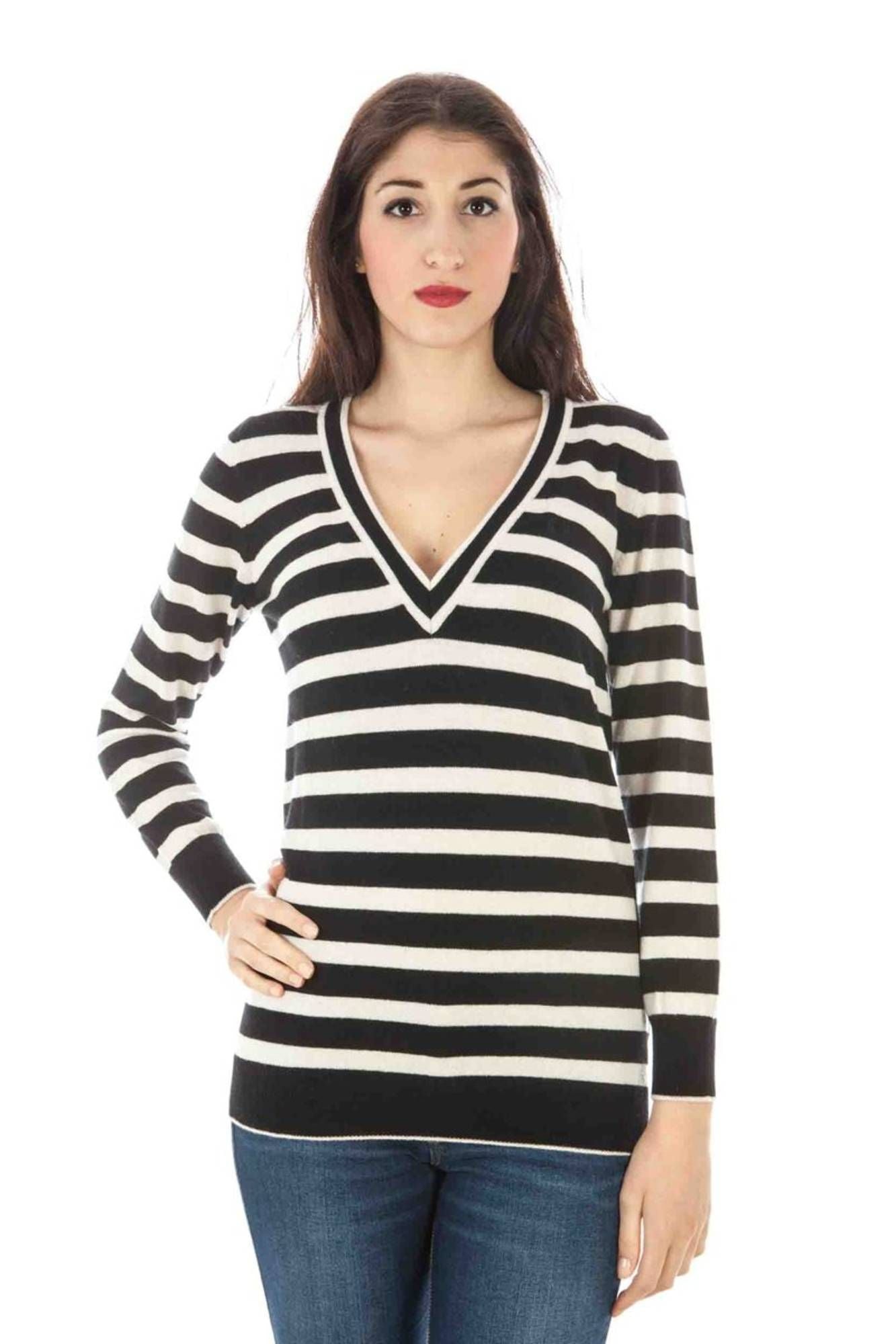 SUÉTER NEGRO DE MUJER FRED PERRY 