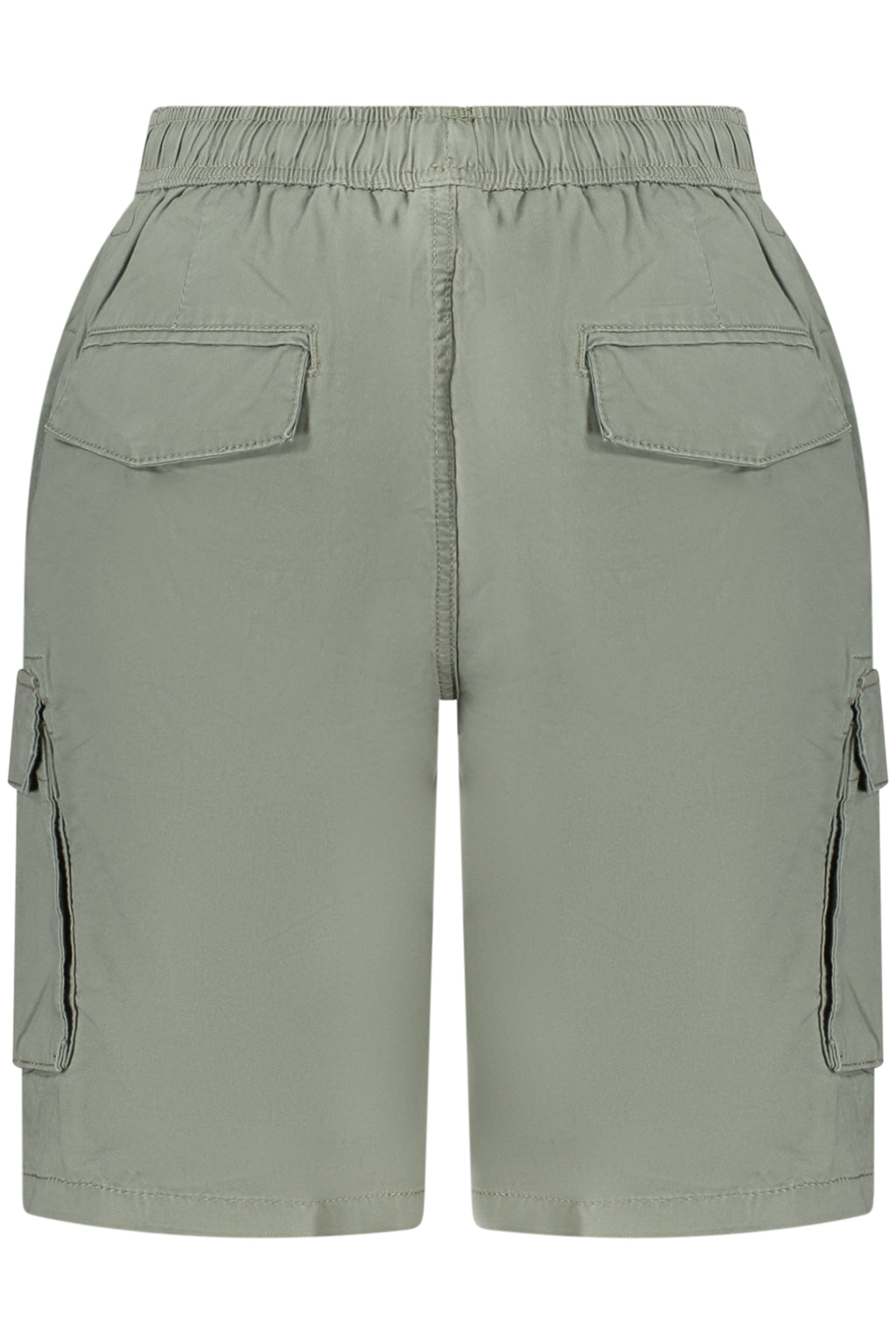 BERMUDAS VERDES PARA HOMBRE DE NORUEGA 1963 