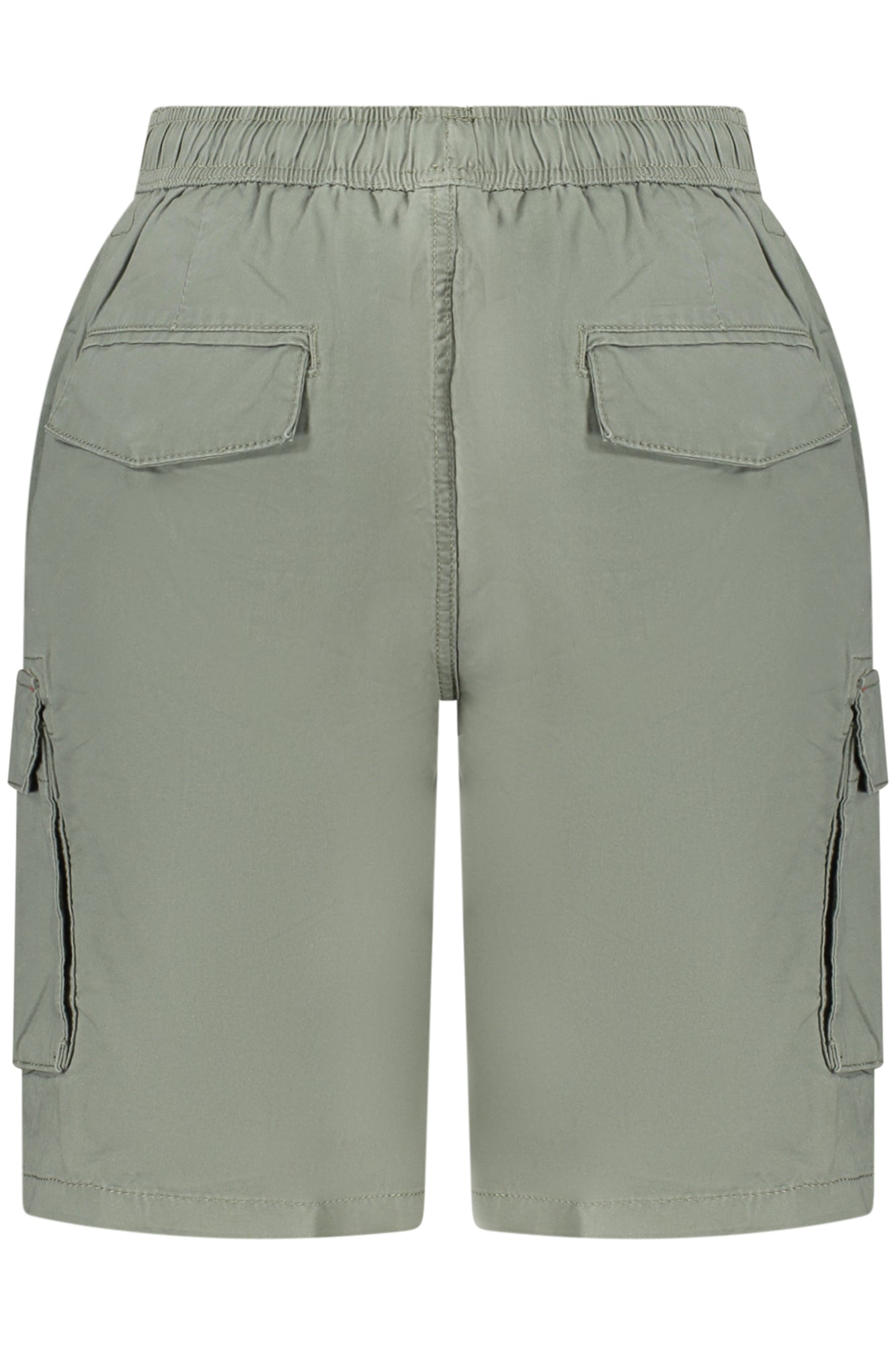 BERMUDAS VERDES PARA HOMBRE DE NORUEGA 1963 